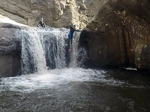 photo d'une des cascades du canyon du banquet